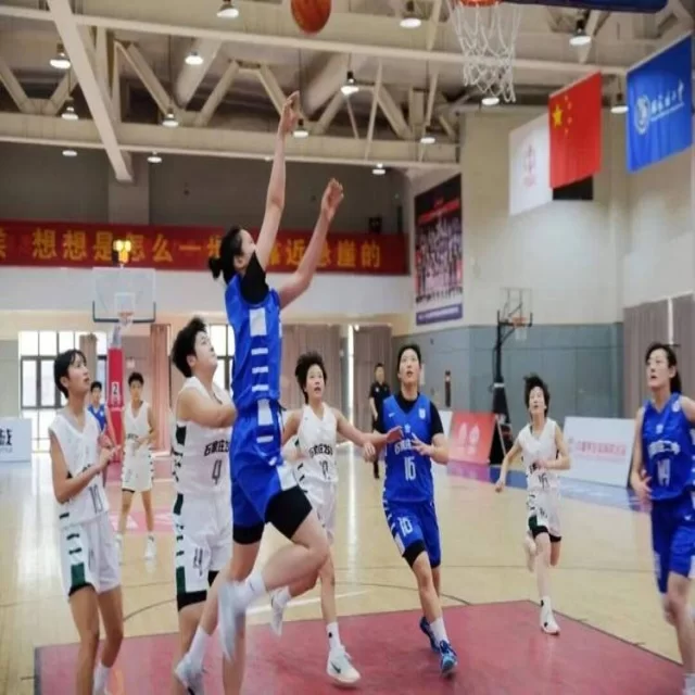 体育产业热点新闻与战术视角深度解读
